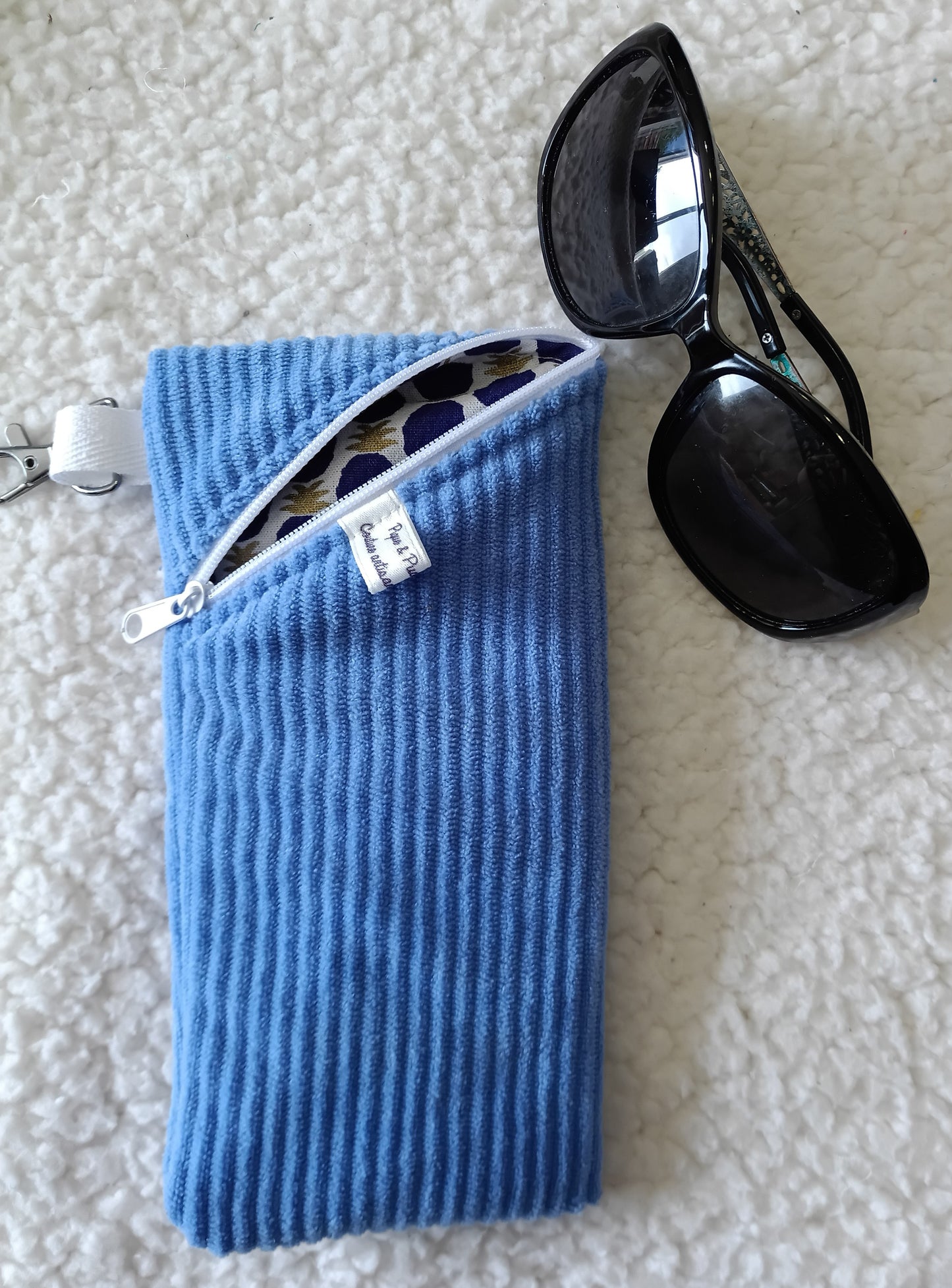 Étui à lunettes