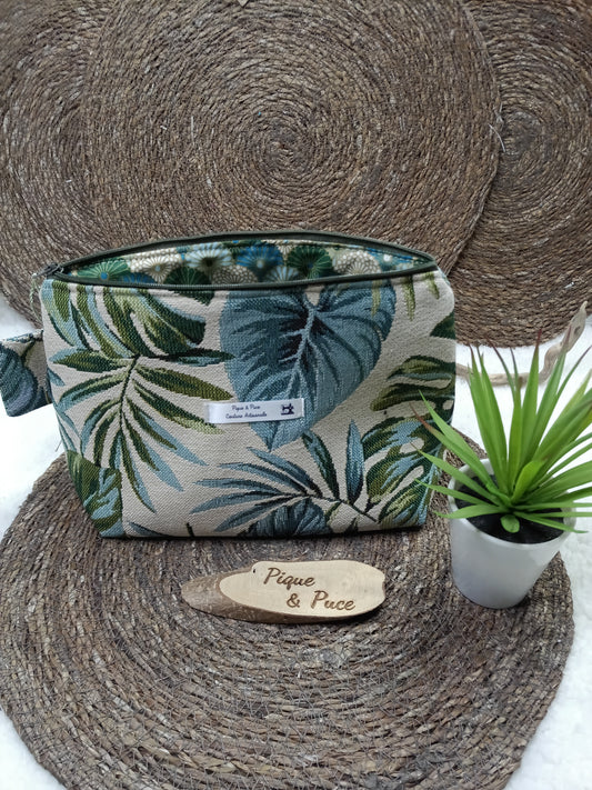 Trousse de toilette triangle