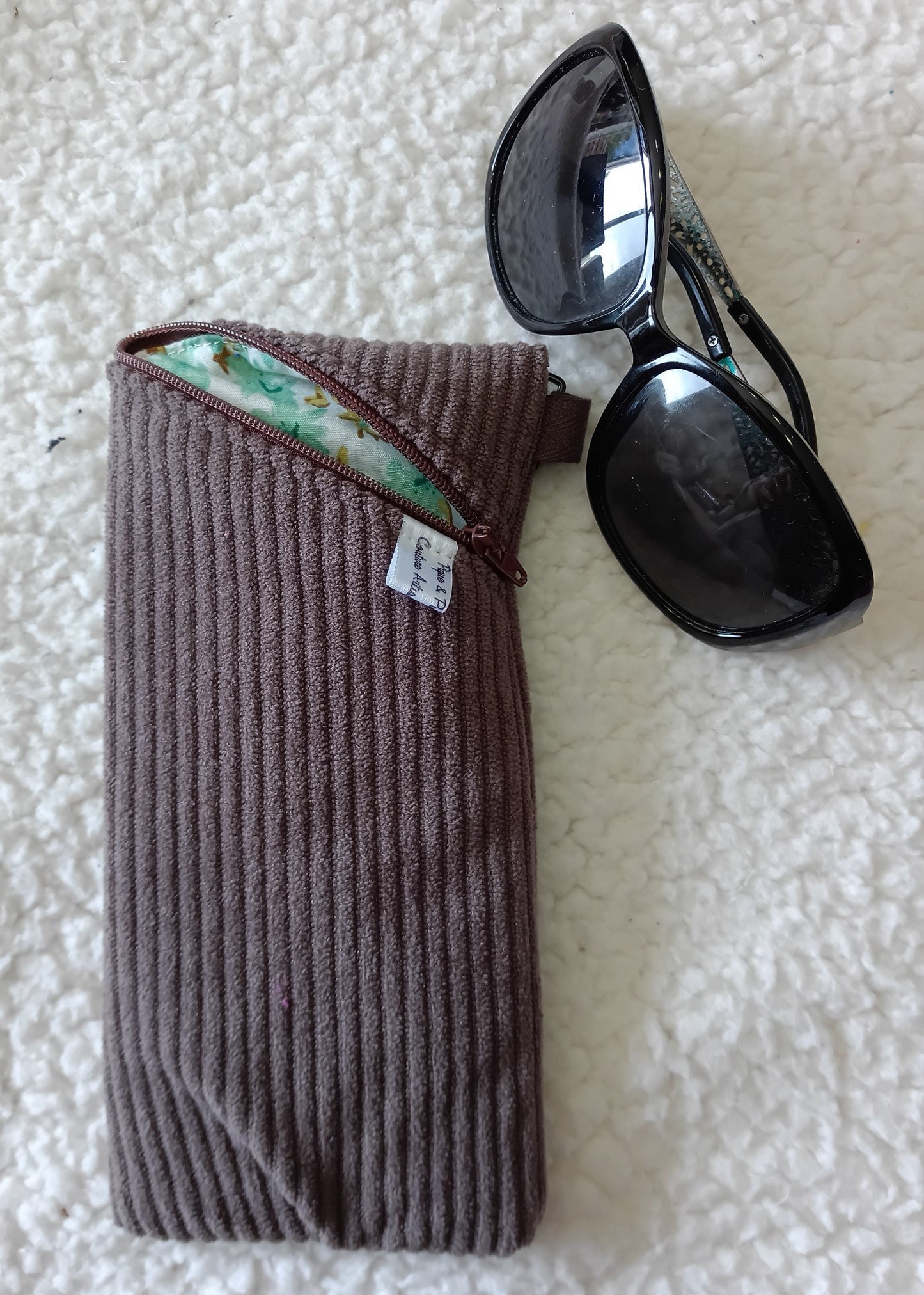 Étui à lunettes