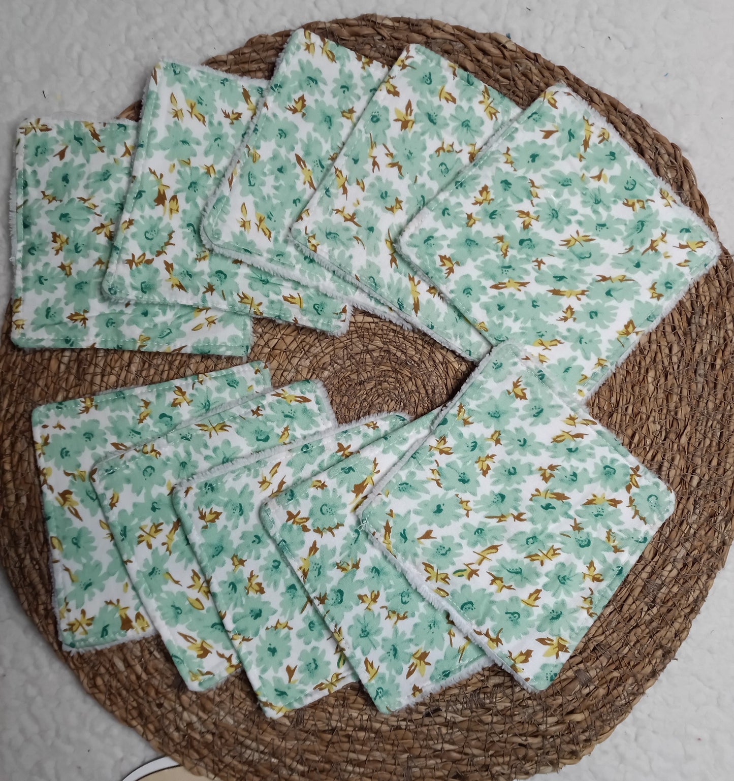 Lot lingettes démaquillantes