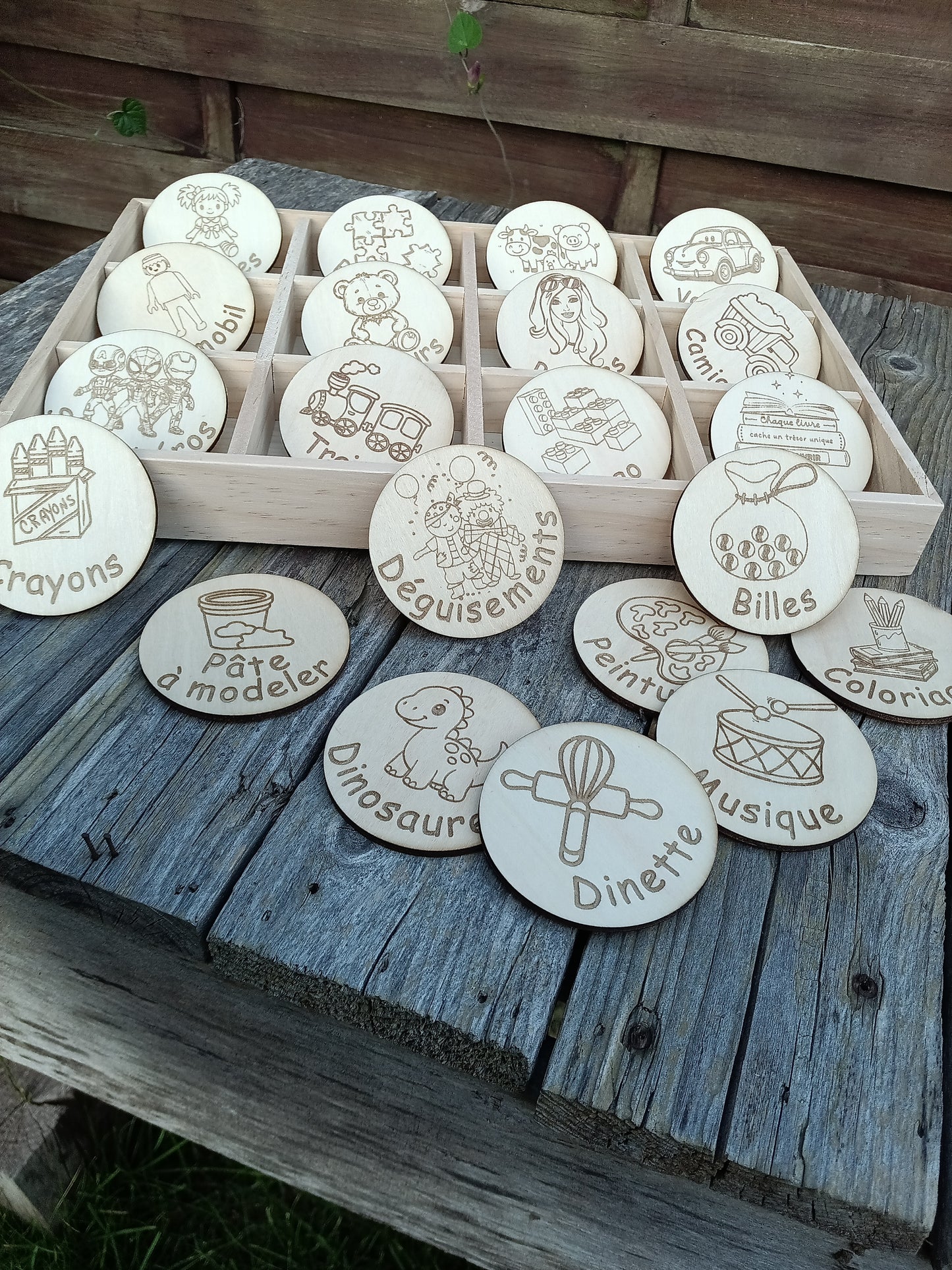 Badges rangement jouets