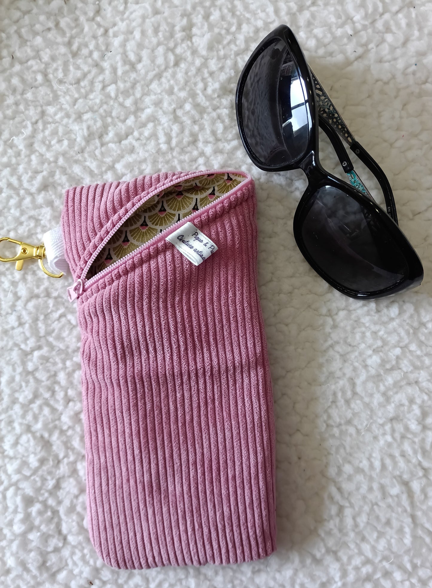 Étui à lunettes