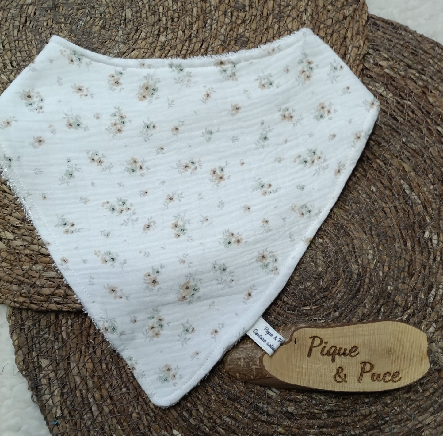 Bavoir bandana GM