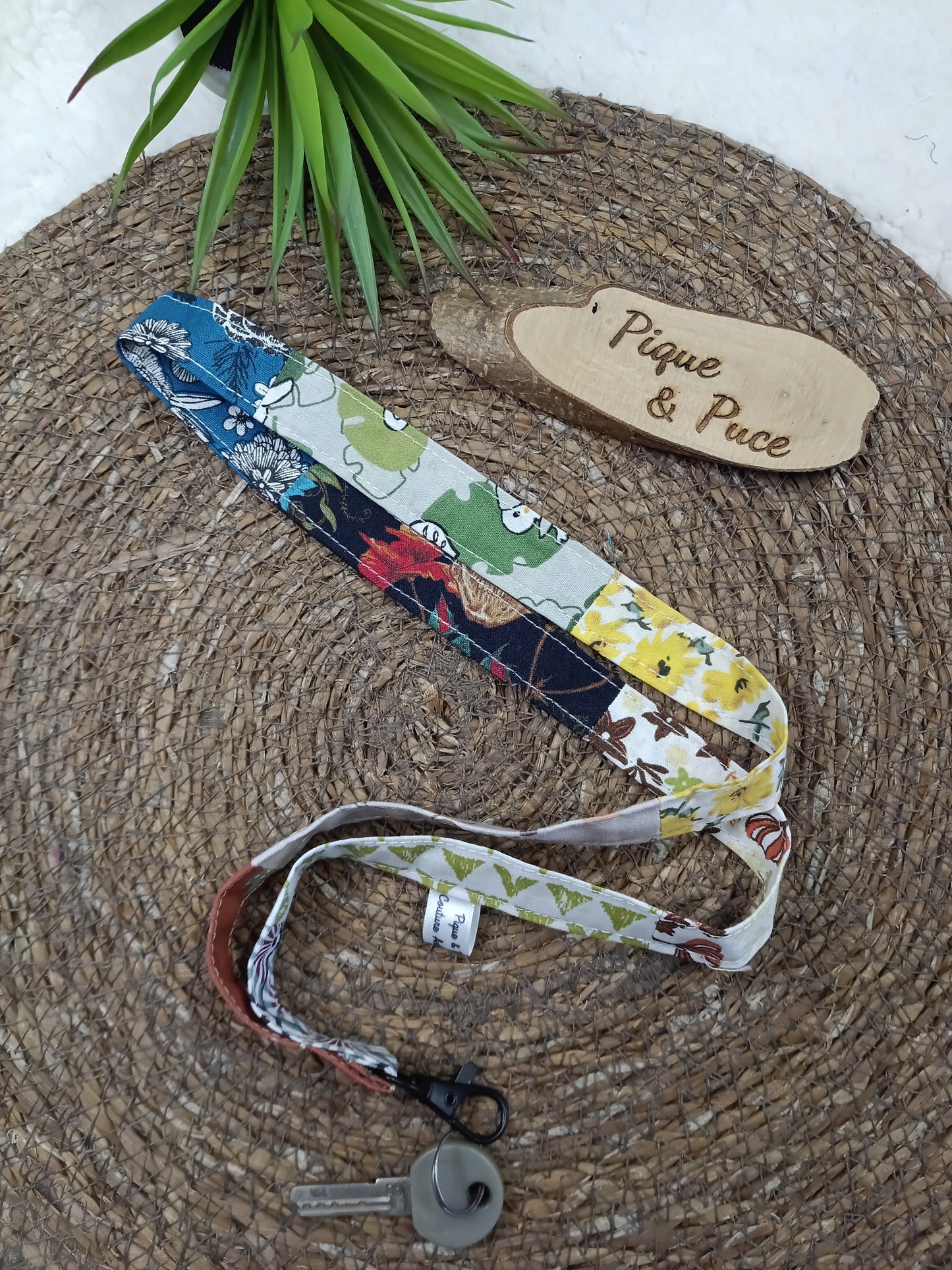 Cordon tour de cou clé/carte