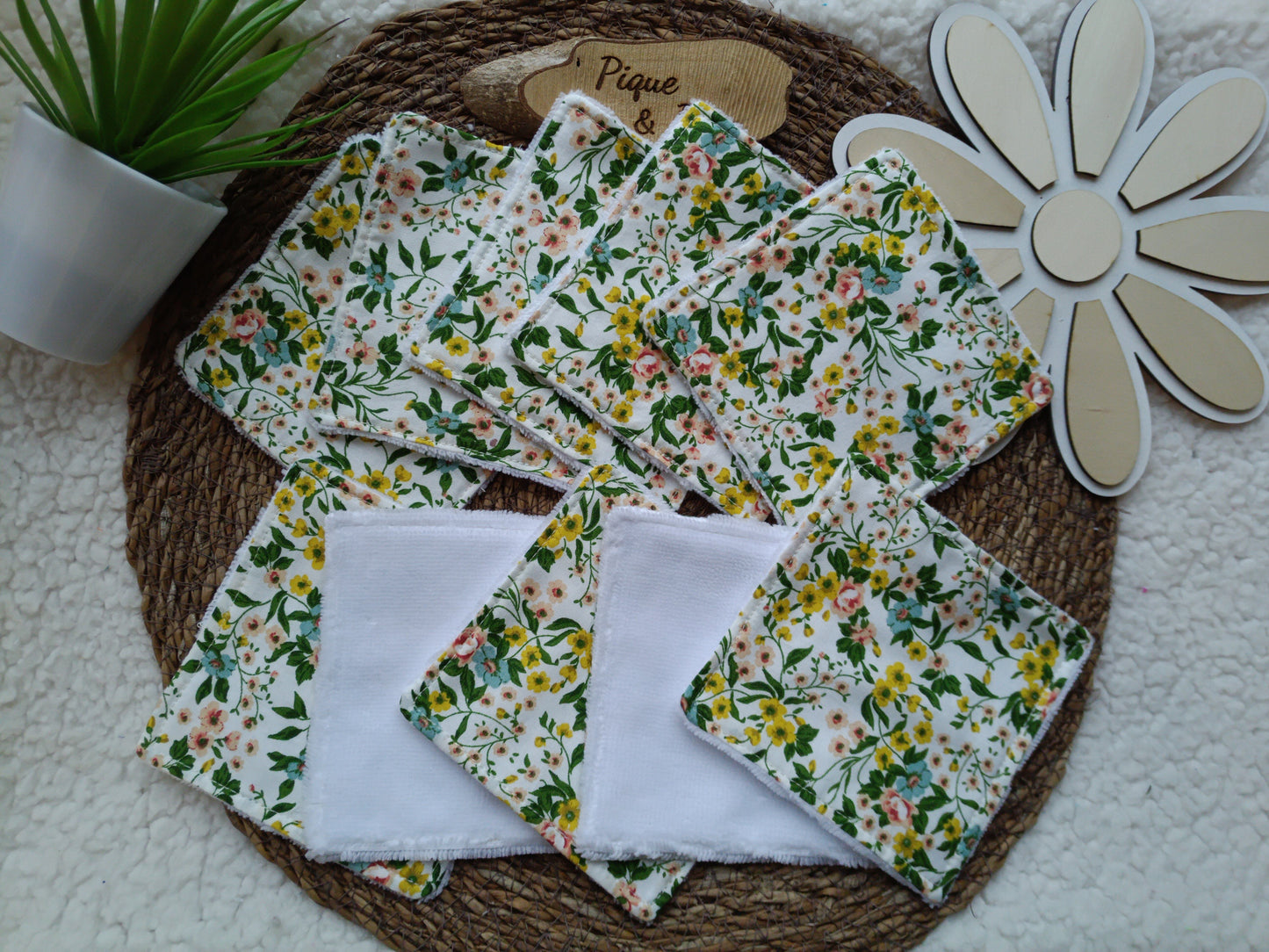 Lot lingettes démaquillantes