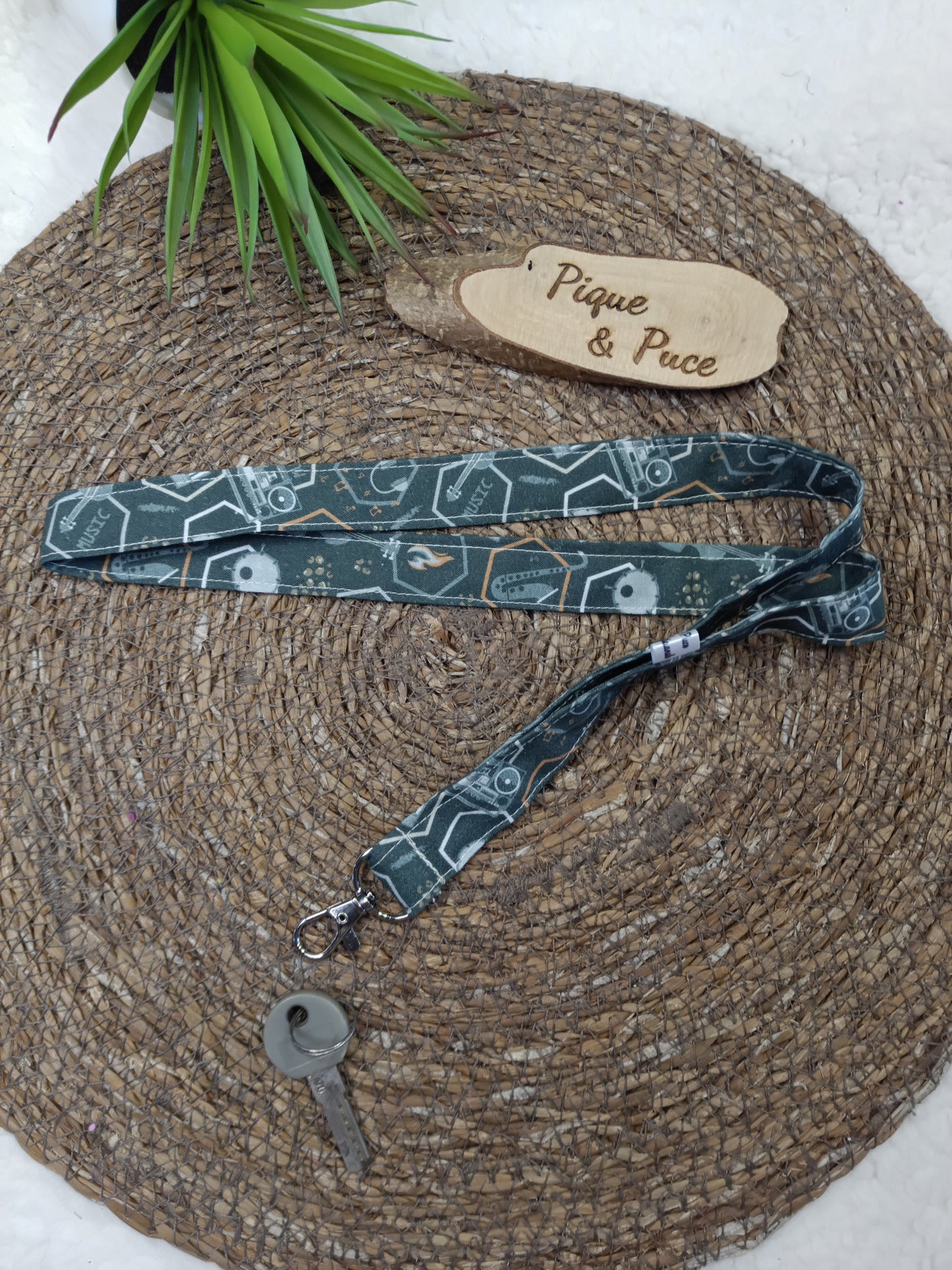 Cordon tour de cou clé/carte