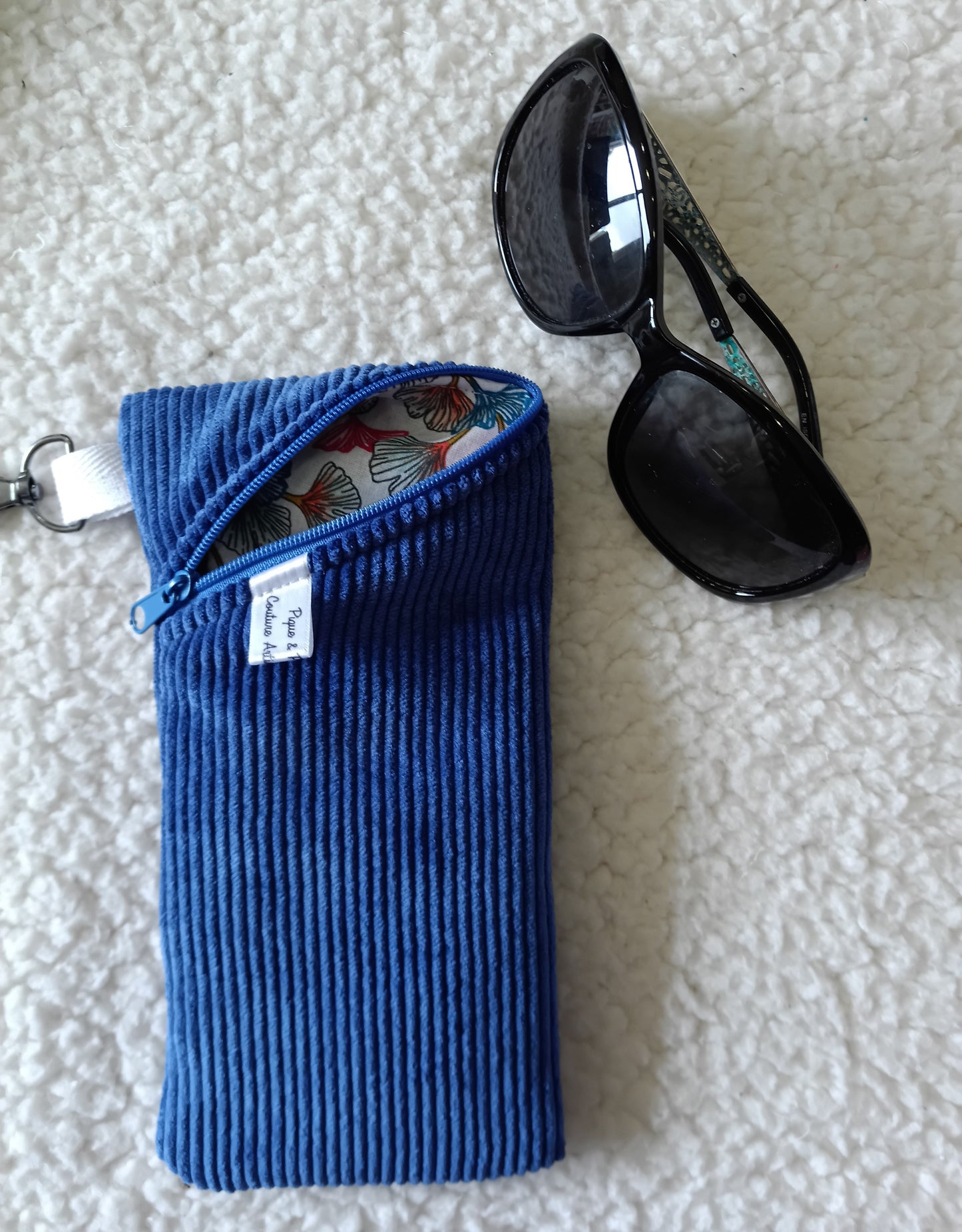Étui à lunettes
