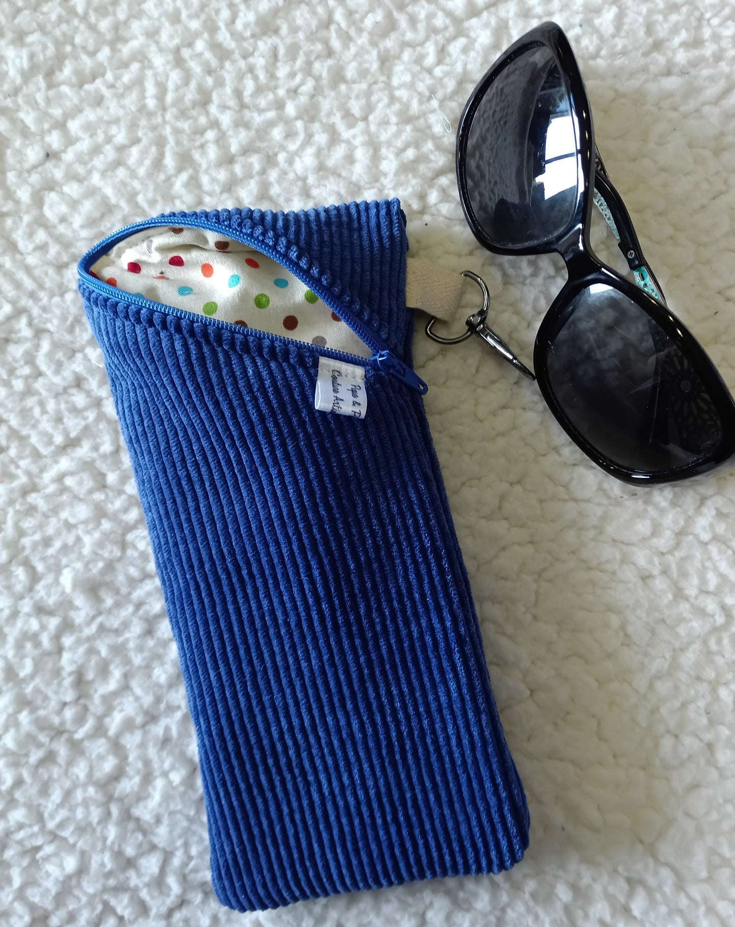 Étui à lunettes