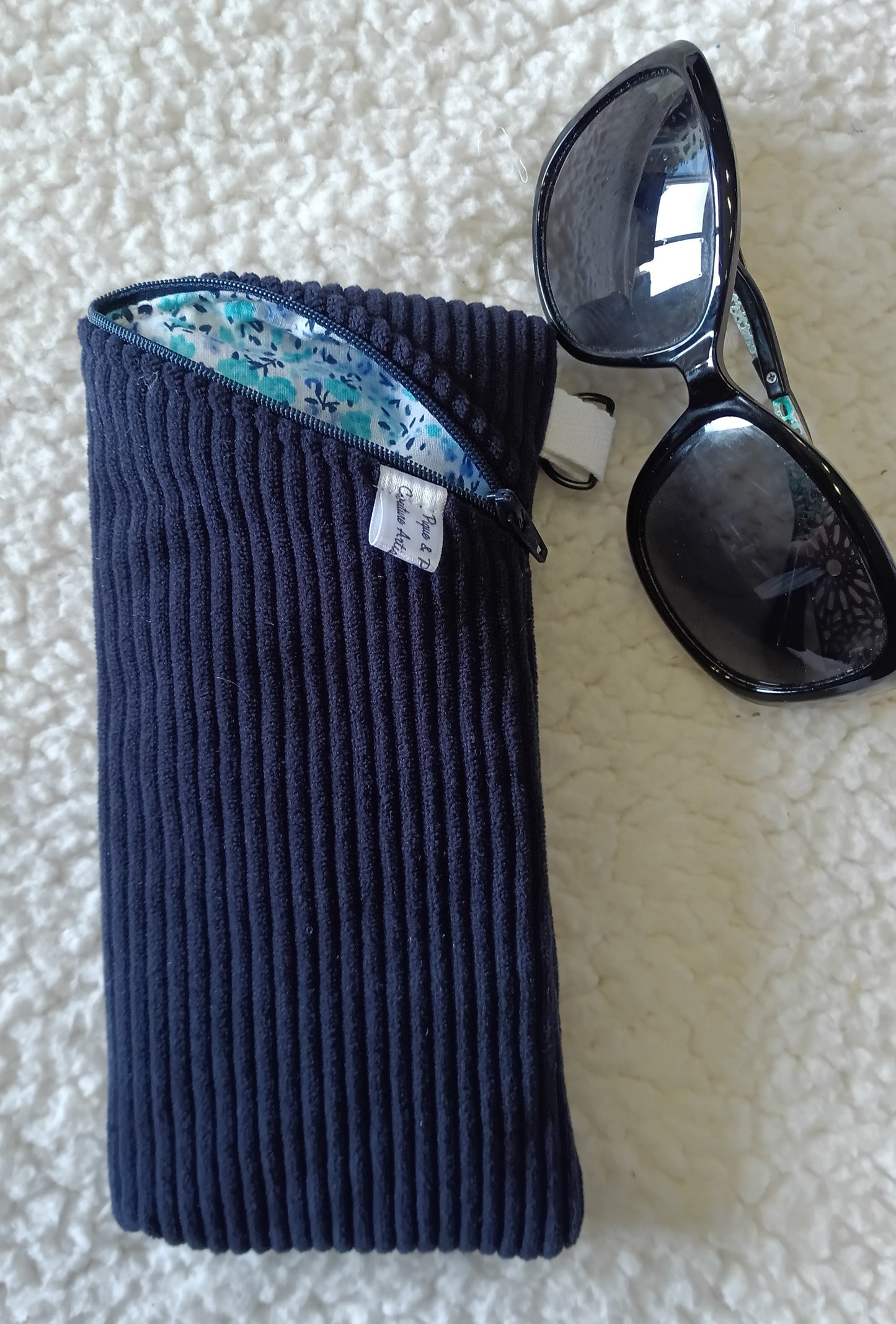Étui à lunettes