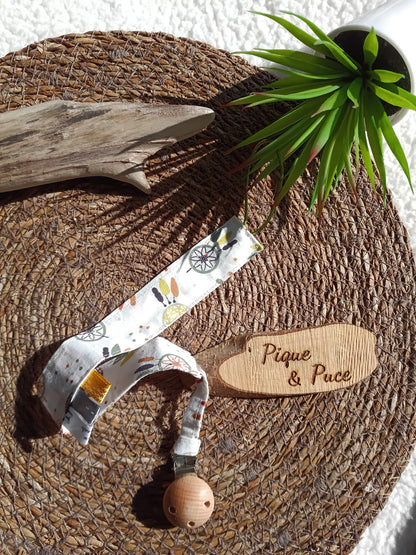 Attache tétine