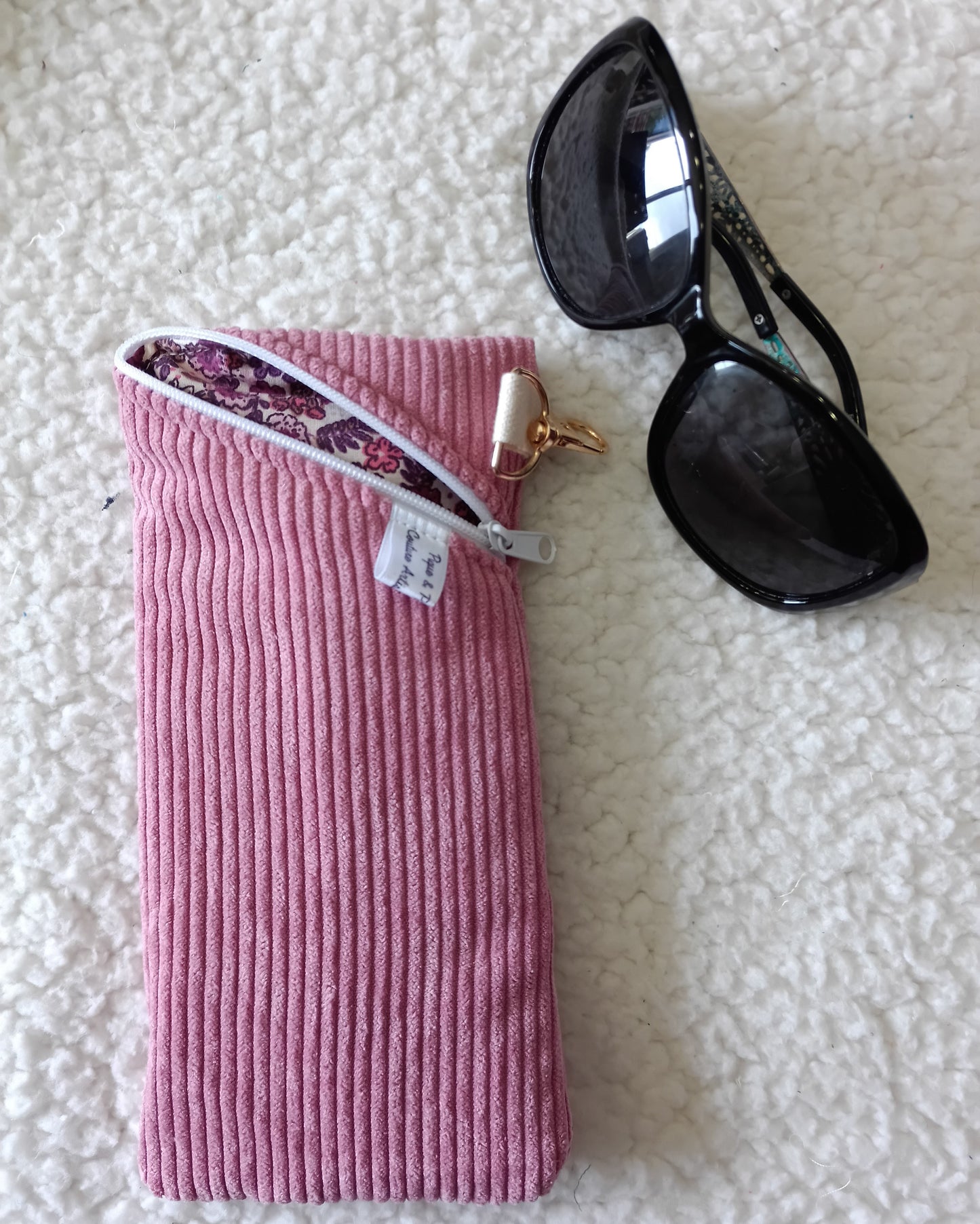Étui à lunettes