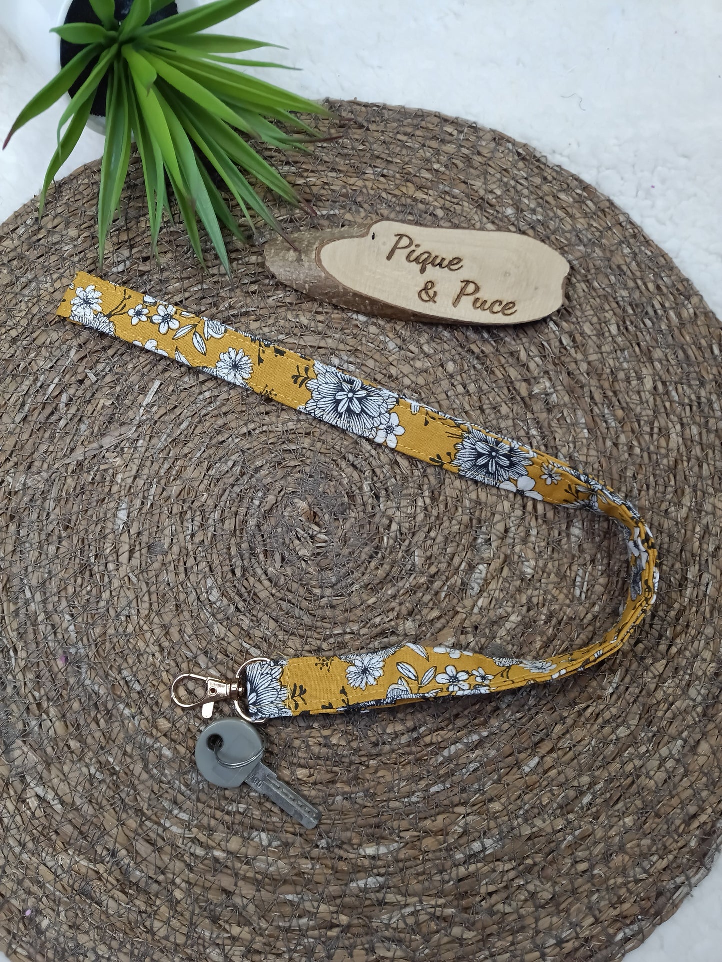 Cordon tour de cou clé/carte