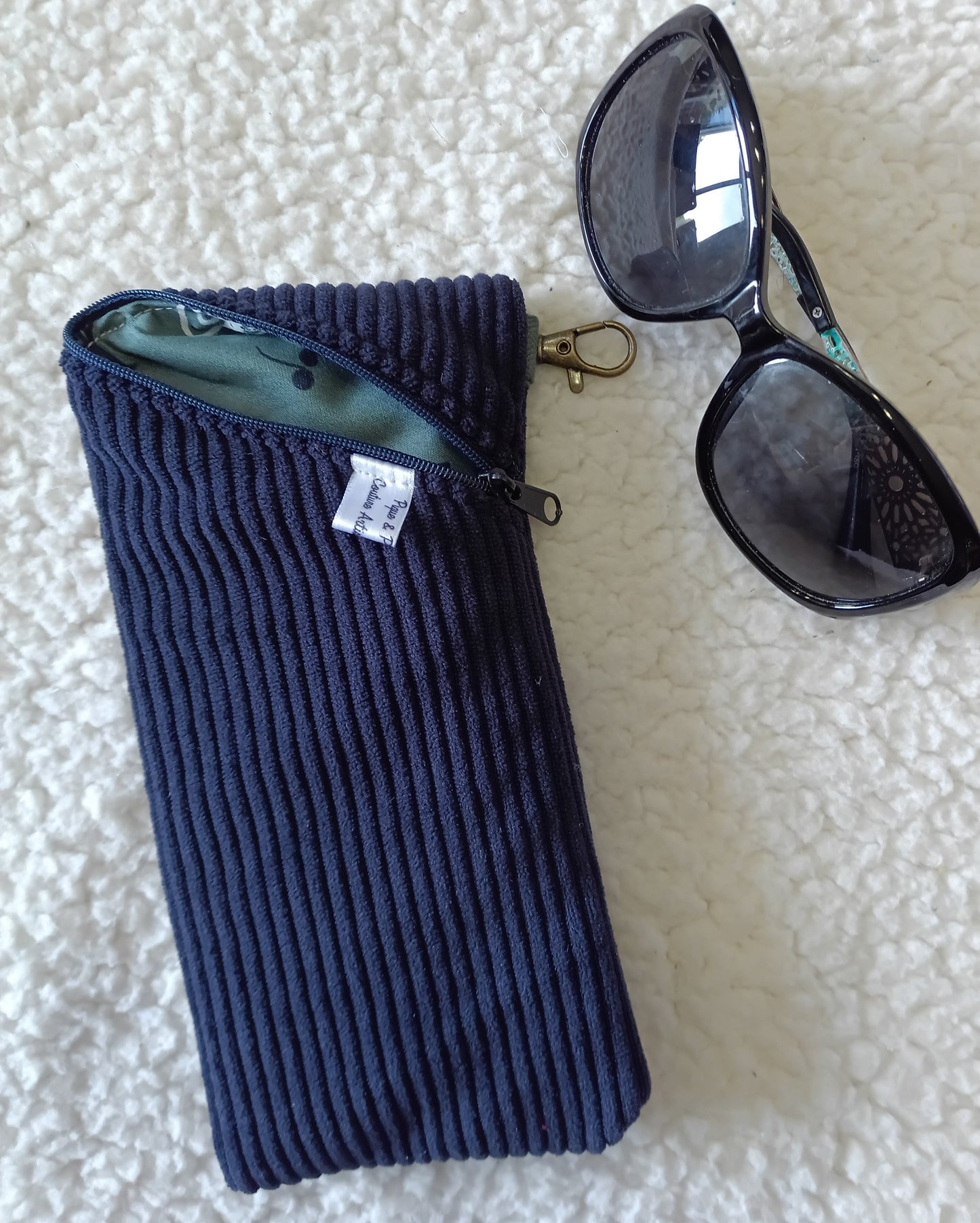 Étui à lunettes