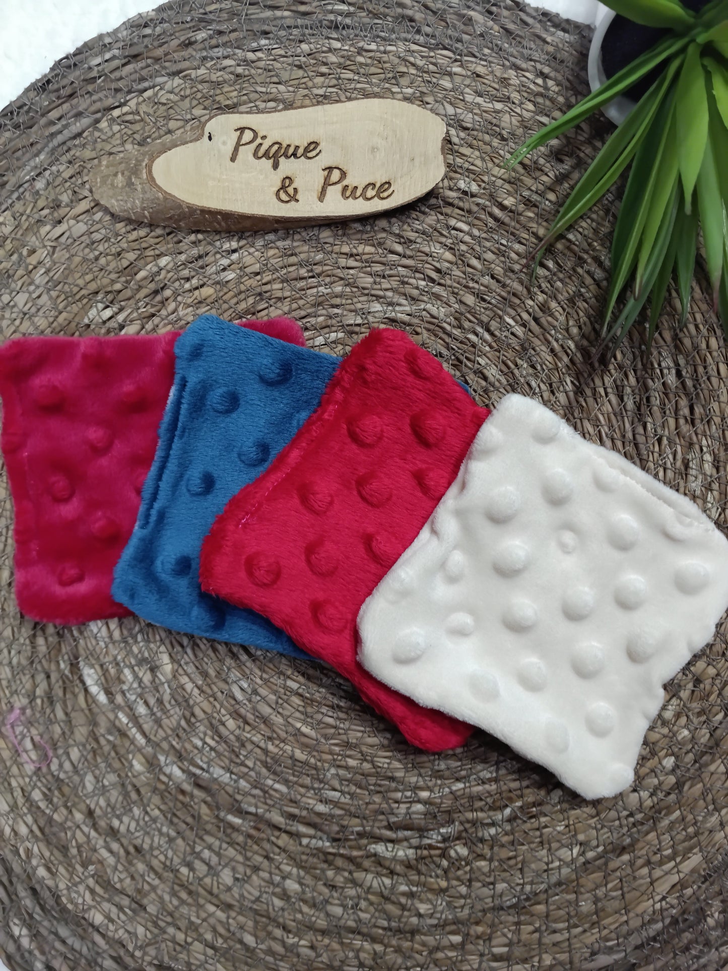 Carré minky démaquillant par 4