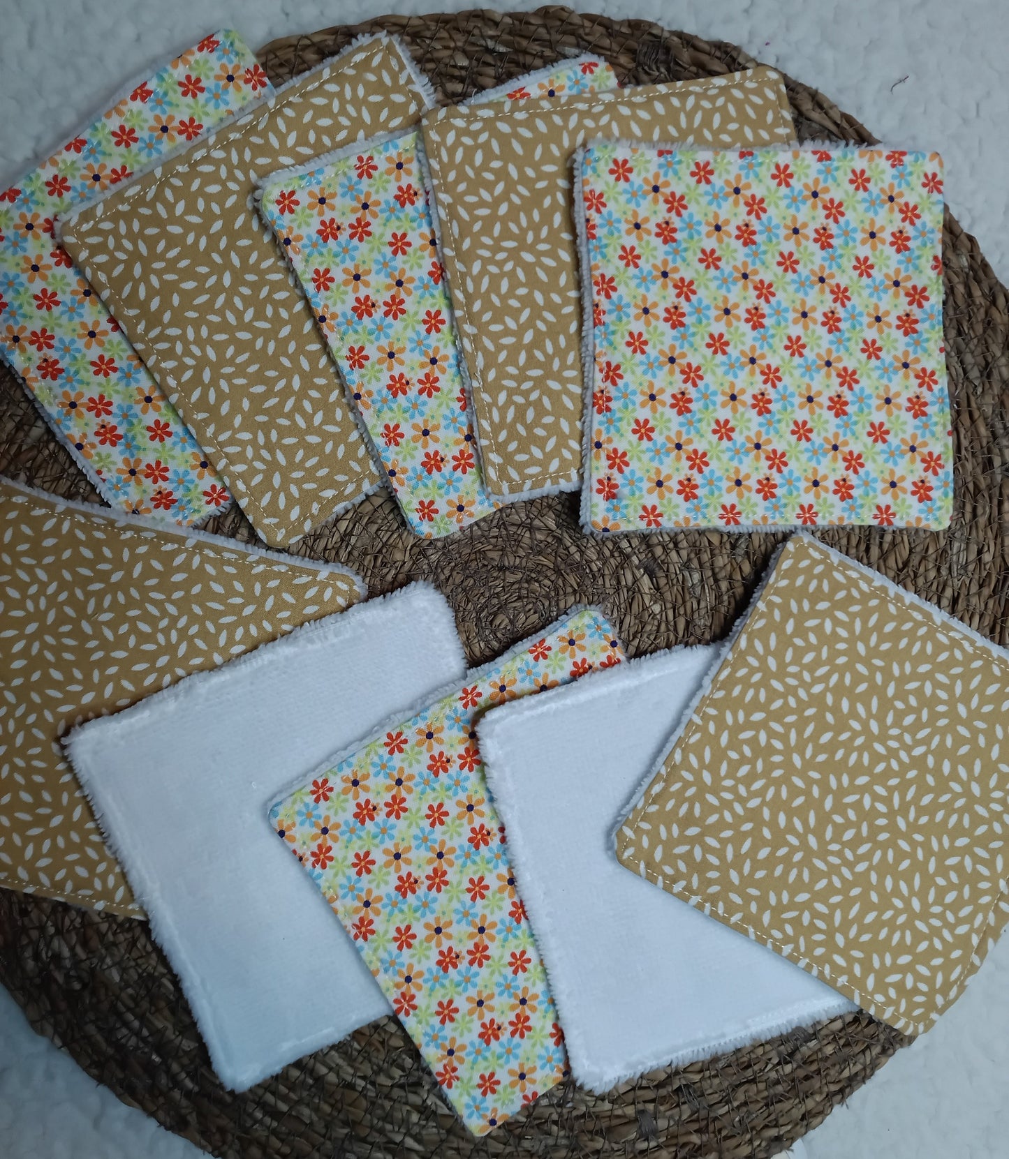 Lot lingettes démaquillantes